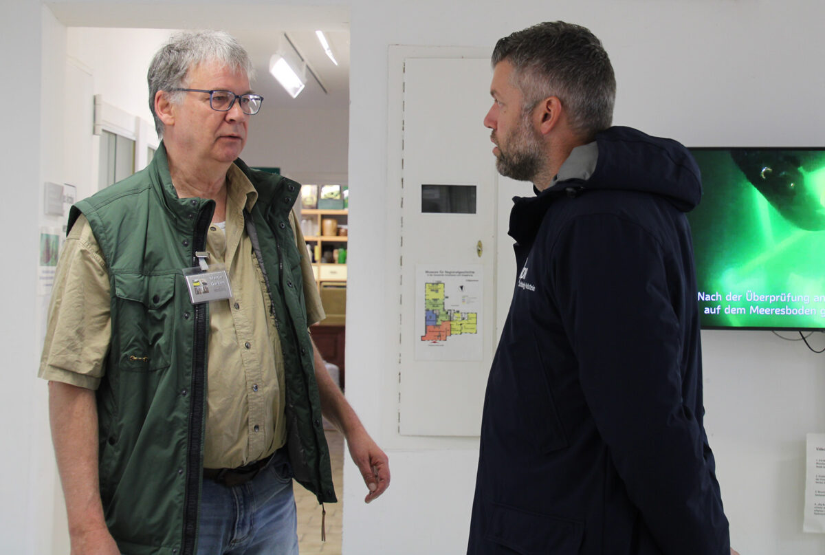 Phillip Kamke - Aufnahmen in der Sonderaussstellung für das Schleswig-Holstein Magazin
mit Martin Garken
